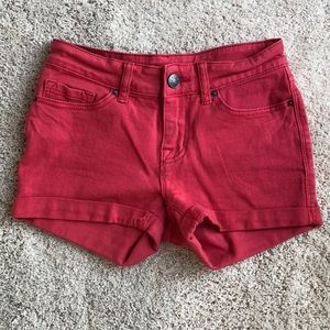 URBAN OUTFITTERS BDG MID RISE ALEXA SHORT SIZE 24